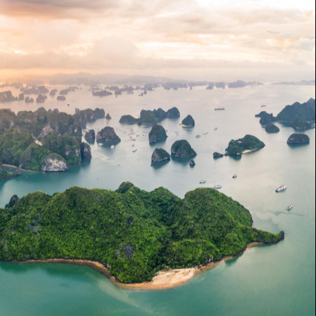 Indochina Sails와 함께 하롱베이에서 느끼는 시대를 초월한 우아함