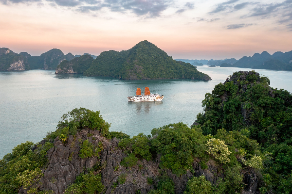 Ha Long | Indochina Sails | 2박