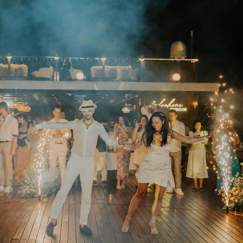 기념일을 축하하세요